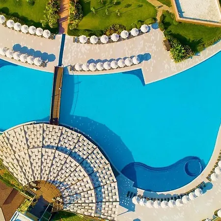 Elexus Hotel & Spa & Casino Hotel *