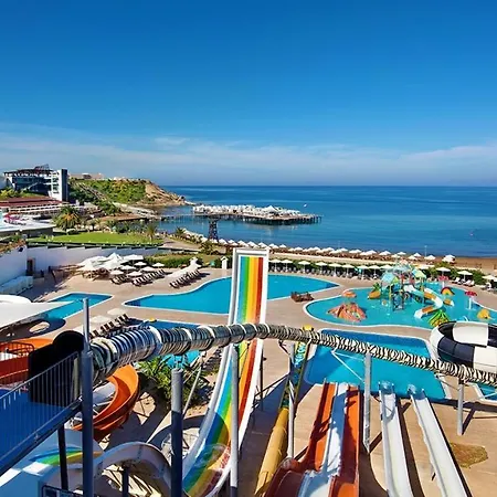 Elexus Hotel & Spa & Casino *