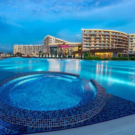 Elexus Hotel & Spa & Casino Hotel *